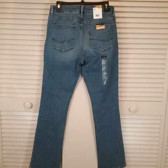 👖*Lee Curvy Fit Boot Cut Jeans - Picture 2 of 2